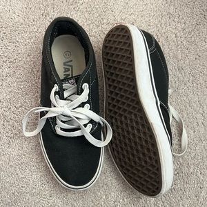 old skool vans sneakers